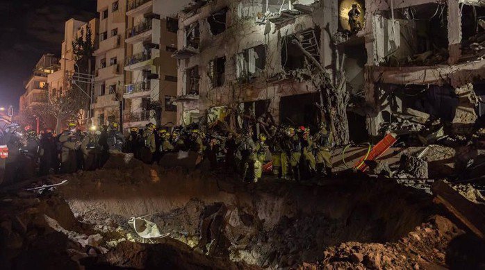 Tên lửa Iran tấn công Israel gây thiệt hại không nhỏ. Ảnh: Press TV