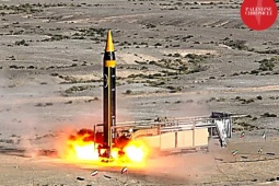 Điểm nóng xung đột ngày 7-3: Iran hé lộ về tên lửa siêu nặng Khorramshahr-4