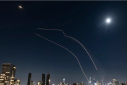 Vùng Vịnh bức xúc vì không được Mỹ bảo vệ