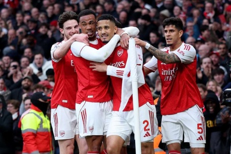 Arsenal không cần làm "hoa hậu thân thiện" để vô địch Ngoại hạng Anh