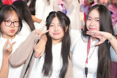 Đại học Kinh tế Quốc dân mở 15 ngành mới, quy đổi IELTS từ 5.5