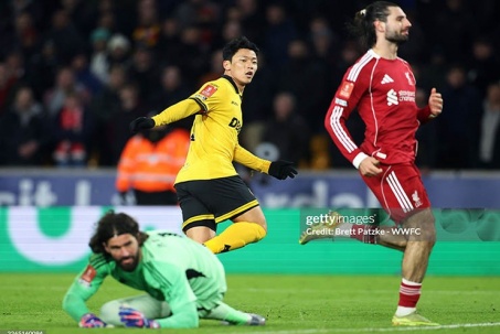 Trực tiếp bóng đá Wolves - Liverpool: Chủ nhà ghi bàn phút bù giờ (Kết thúc)