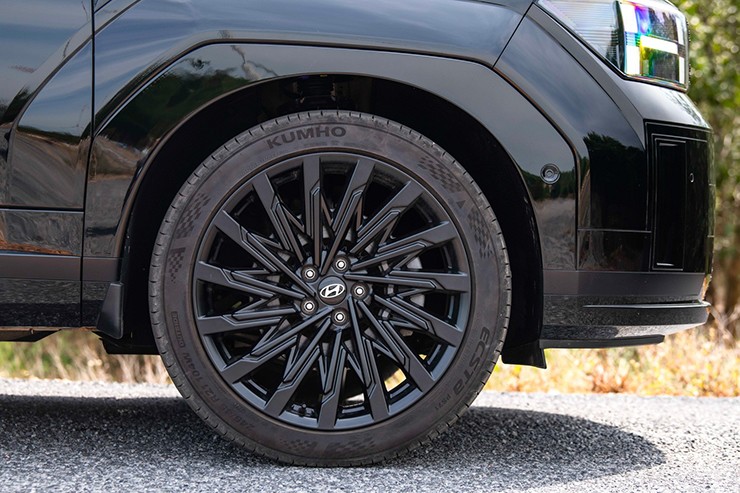 Giá xe Hyundai Santa Fe lăn bánh tháng 3/2026, ưu đãi tới 220 triệu đồng - 6