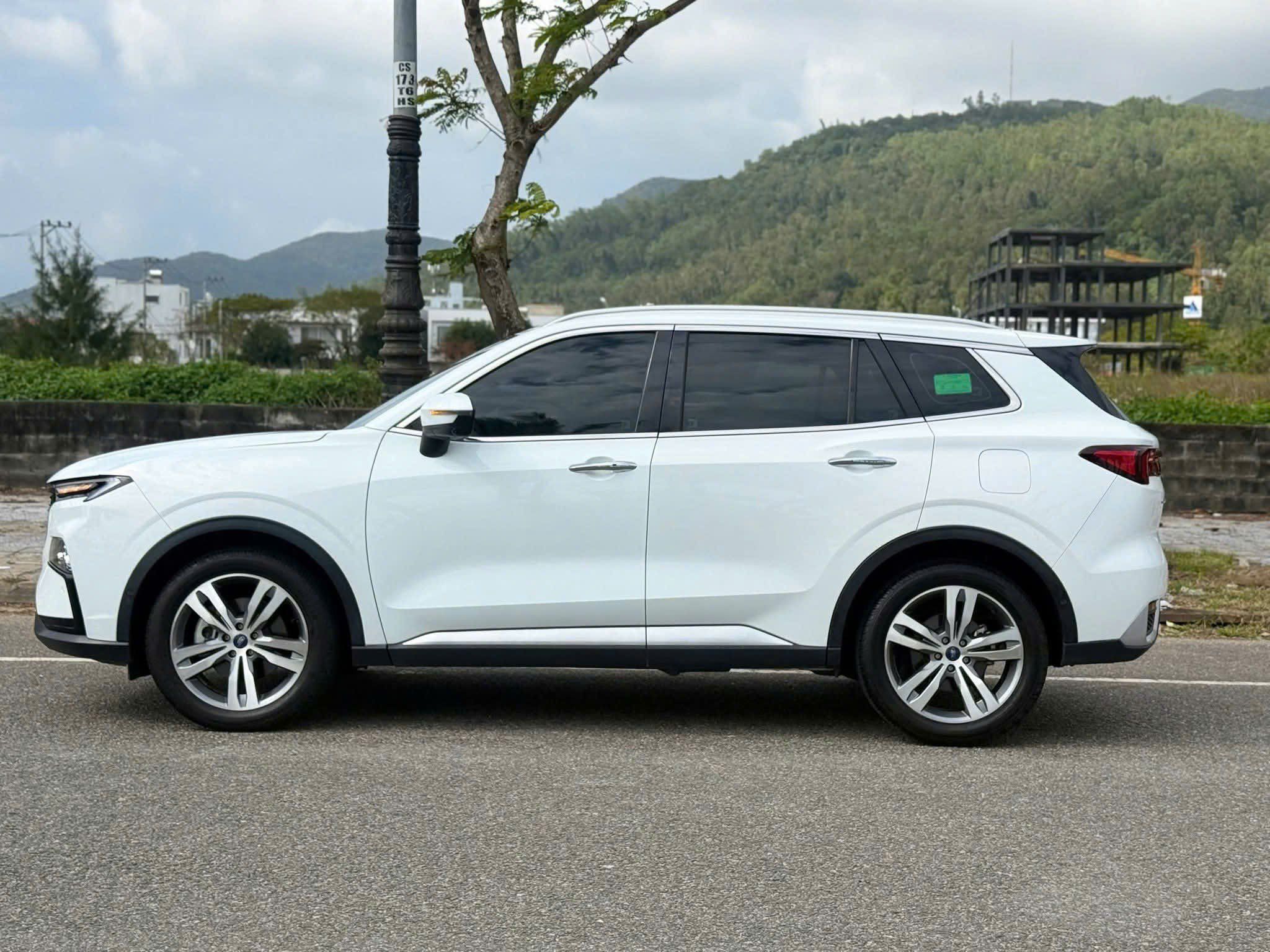 Ford Territory đáp ứng được yếu tố đó khi sử dụng hộp số tự động ly hợp kép 7 cấp.