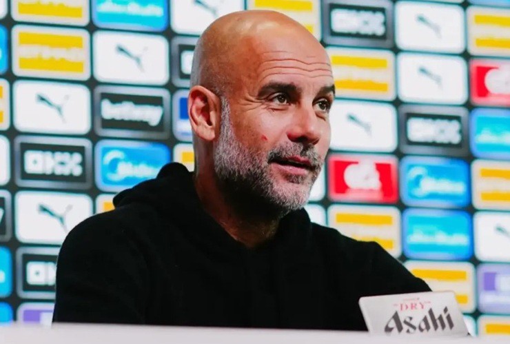 Pep Guardiola bày tỏ sự không hài lòng về lịch thi đấu của Man City