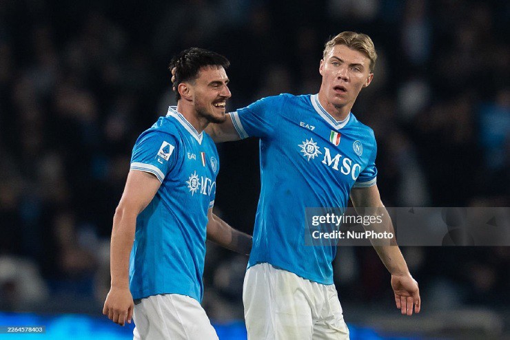 Napoli giành chiến thắng du Hojlund không ghi bàn
