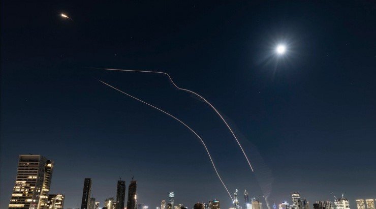 Vùng Vịnh bức xúc vì không được Mỹ bảo vệ - 1