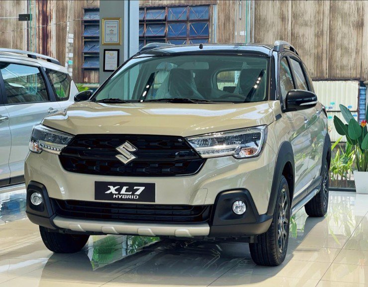 Honda BR-V có gì sánh cạnh với Mitsubishi XL7 Hybrid? - 2