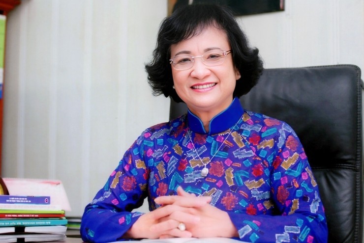 Thanh xuân và khát vọng của nữ Bộ trưởng Bộ Y tế đầu tiên tại Việt Nam