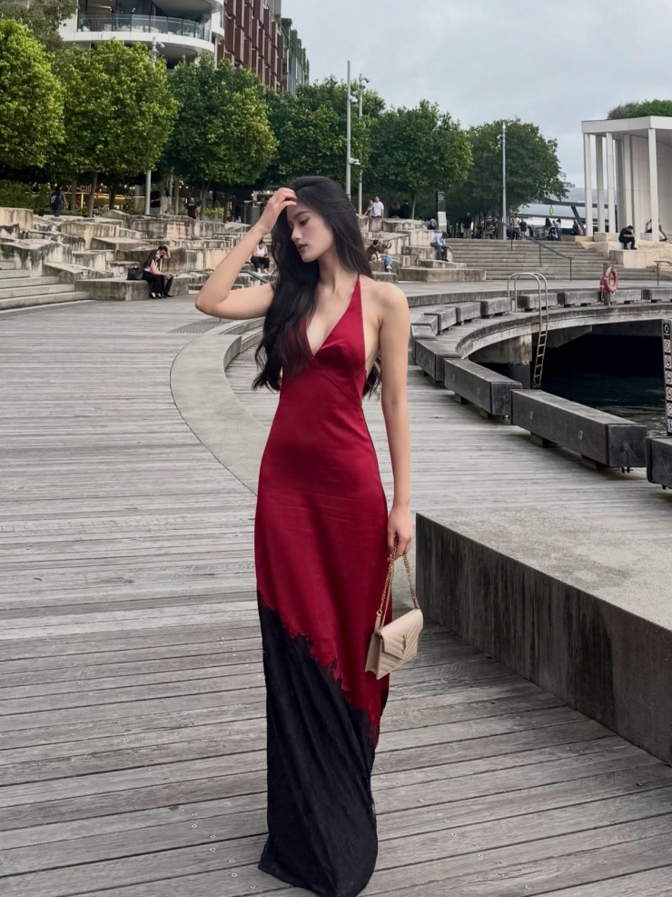 Ảnh sao 8/3: Con gái 6 tháng tuổi ngồi xem Huy Trần nấu ăn - 9