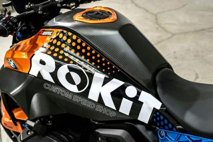 BMW R 1300 R Superhooligan ra mắt lấy cảm hứng từ Daytona - 3