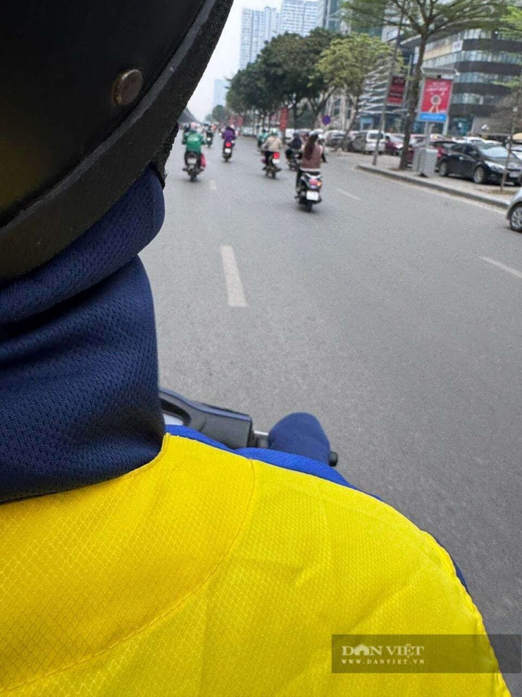 Một tài xế cho rằng giá xăng tăng, các nền tảng gọi xe nên có cơ chế điều chỉnh giá cước hoặc hỗ trợ nhất định cho tài xế.