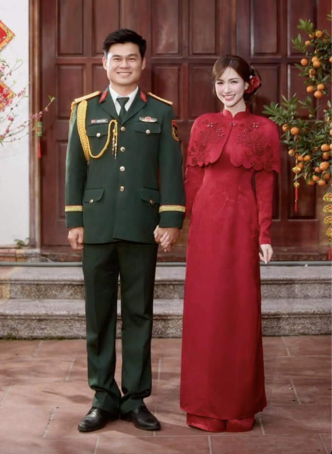 Chồng sắp cưới Hòa Minzy được khen ngoại hình rắn rỏi, đẹp trai - 1