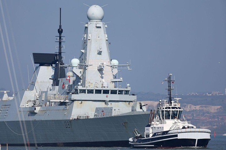 Tàu khu trục phòng không HMS Duncan (D37) thuộc lớp Type 45 của Hải quân Hoàng gia Anh. Ảnh Royal Navy