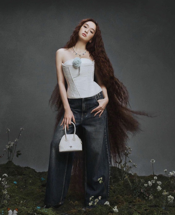 Gu thời trang hack dáng của mỹ nhân Việt 1m50 lọt top 100 gương mặt đẹp thế giới - 10