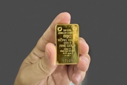 Người mua vàng bạc lỗ nặng