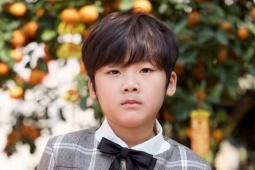 Bé Bo nhà Hòa Minzy mong mẹ  ' sớm lấy bố Cương làm chồng ' 