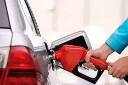 Giá xăng dầu tăng mạnh, công an khuyến cáo 'nóng'