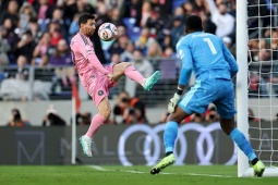 Messi tỏa sáng cho Inter Miami, sắp chạm mốc 900 bàn thắng