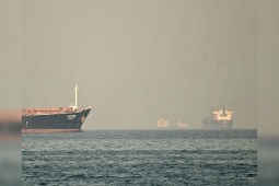 "Thách" Mỹ bảo vệ tàu dầu qua eo biển Hormuz, Iran biết rõ hải quân Mỹ không đủ sức?