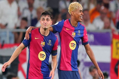 Pedri ca ngợi khoảnh khắc thiên tài của Yamal, không quan tâm Real bám đuổi