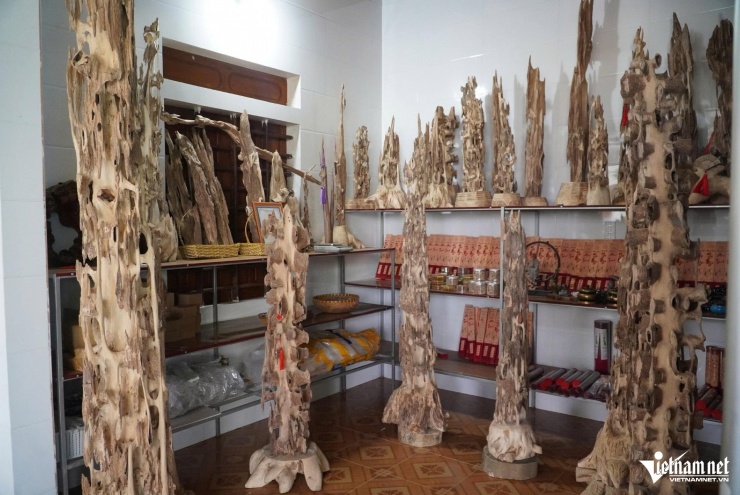 Sản phẩm trầm hương mang về doanh thu hàng trăm tỷ ở xã Phúc Trạch.&nbsp;