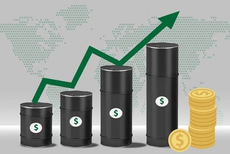 Giá xăng dầu tăng vọt lên hơn 115 USD/thùng vì chiến sự Trung Đông leo thang: Ai đang hưởng lợi lớn?