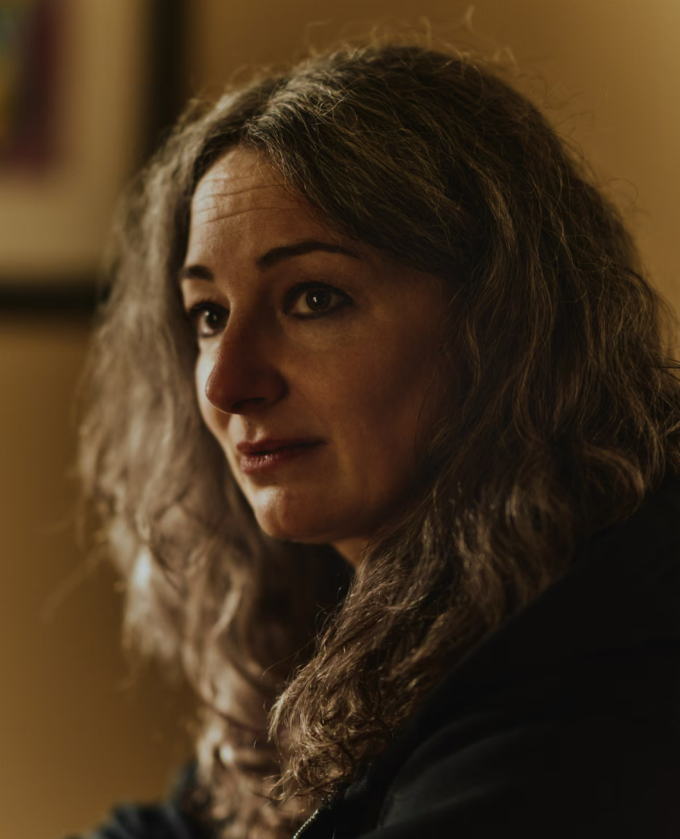 Kate Fox không thể tin được người chồng từng rất lạc quan của mình đã tự sát. Ảnh: The Guardian