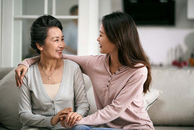 Về già, con dâu hay con gái mới là người đáng cậy nhờ? Ảnh minh họa