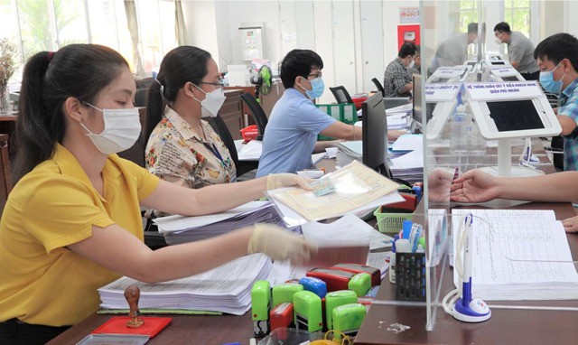 Các quy định về thu hồi tiền nghỉ hưu trước tuổi, nghỉ thôi việc của công chức, viên chức chi sai quy định đã được quy định từ nhiều năm trước (Ảnh minh hoạ)