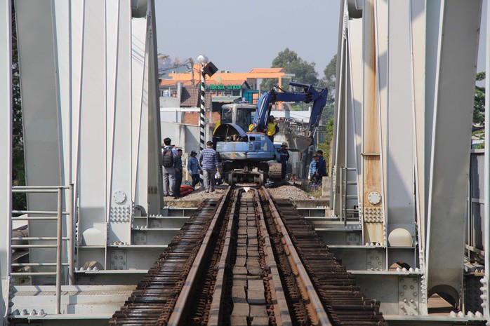 Chốt phương án sửa chữa cầu Ghềnh sau vụ sà lan tông - 4