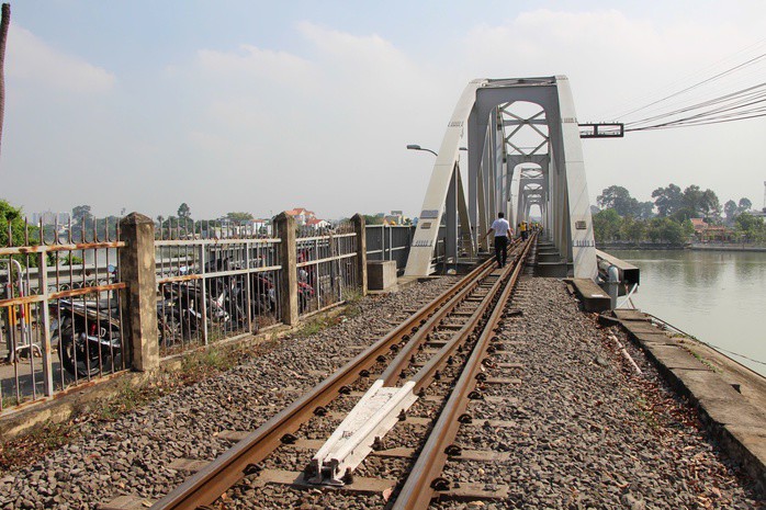 Chốt phương án sửa chữa cầu Ghềnh sau vụ sà lan tông - 3