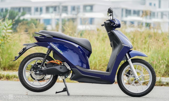 Dat Bike Quantum S3 lăn bánh tại TP HCM. Ảnh: Thành Nhạn