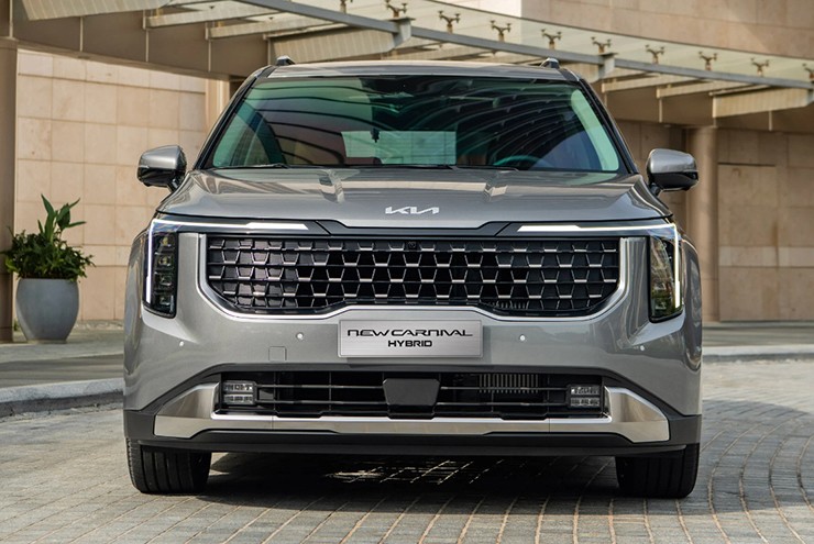 Vừa hết Tết, nhiều mẫu xe giảm hàng trăm triệu đồng - 2