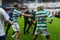 Bạo lực bùng nổ sau trận derby nóng bậc nhất bóng đá thế giới