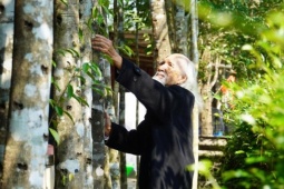 Cụ ông 98 tuổi kể chuyện mở lối nghề trầm, đưa xã nghèo thành 'thủ phủ' trăm tỷ