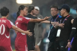 Triều Tiên định bỏ dở trận đấu Trung Quốc ở Asian Cup nữ