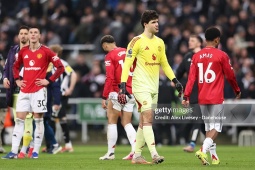 Thủ môn Lammens của MU lắm "chiêu trò" hàng đầu Ngoại hạng Anh