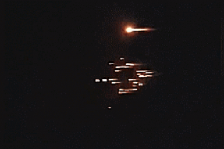 VIDEO: Tên lửa Iran trút  mưa hỏa lực  xuống Israel