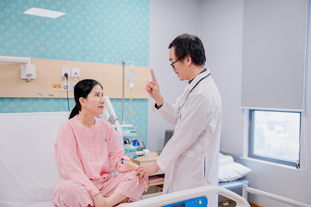 Chị H dần cải thiện sức khỏe, không còn đau đầu, sợ ánh sáng, sợ tiếng ồn như khi mới tỉnh dậy