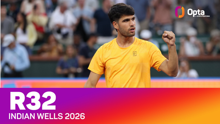 Alcaraz có cột mốc vượt Federer