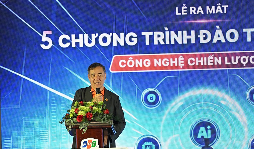 Ông Lê Trường Tùng - Chủ tịch Hội đồng Trường Đại học FPT, Tập đoàn FPT chia sẻ tại sự kiện