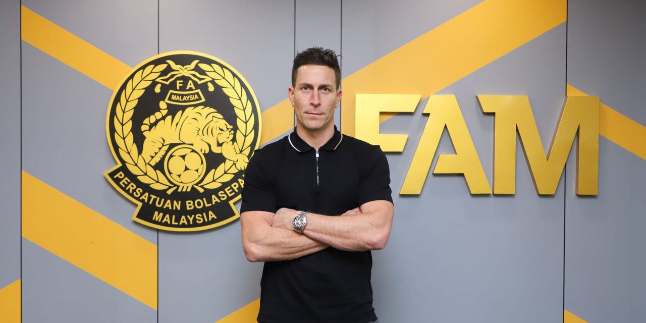 Ông Rob Friend vẫn nói cứng trước màn so tài với ĐT Việt Nam