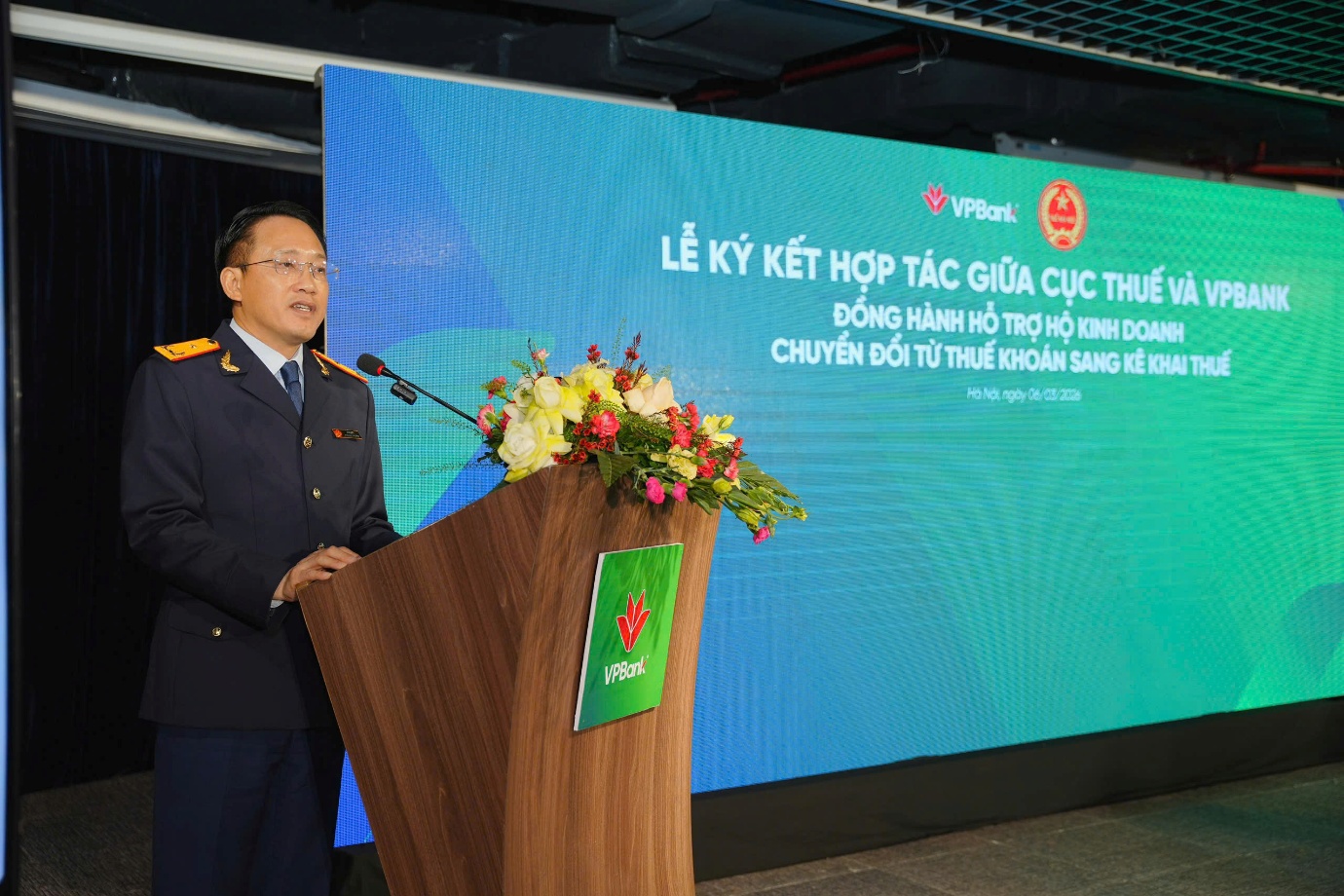 VPBank tiên phong cùng ngành Thuế hỗ trợ hộ kinh doanh khi chuyển từ thuế khoán sang kê khai.