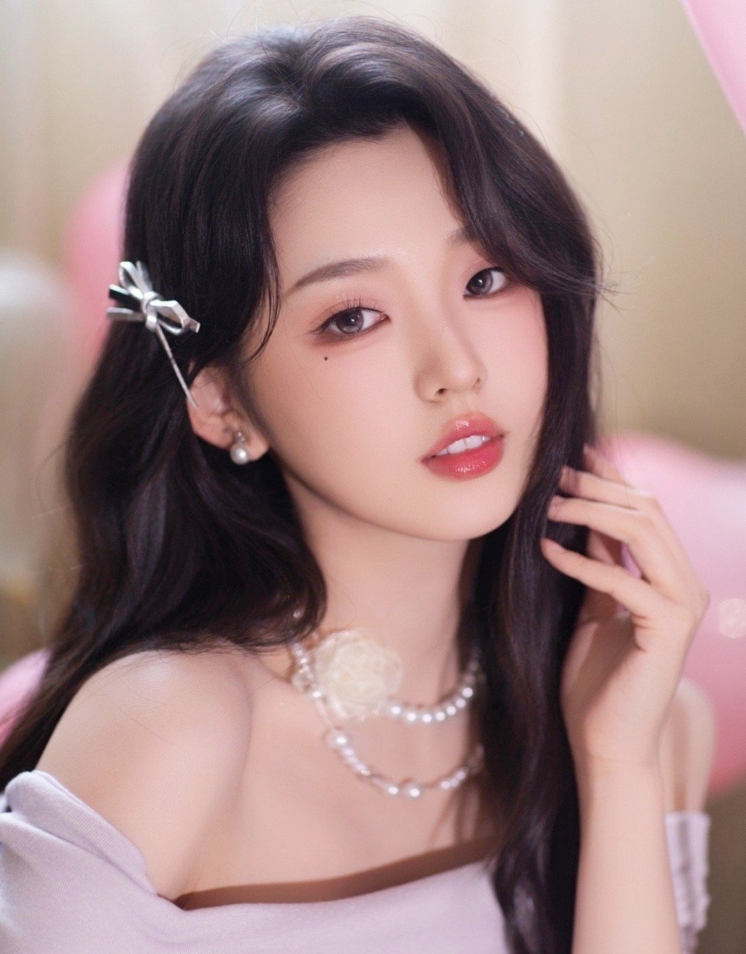 Lý Kha Dĩ vượt Quách Vũ Hân trở thành "nhất tỷ phim ngắn".