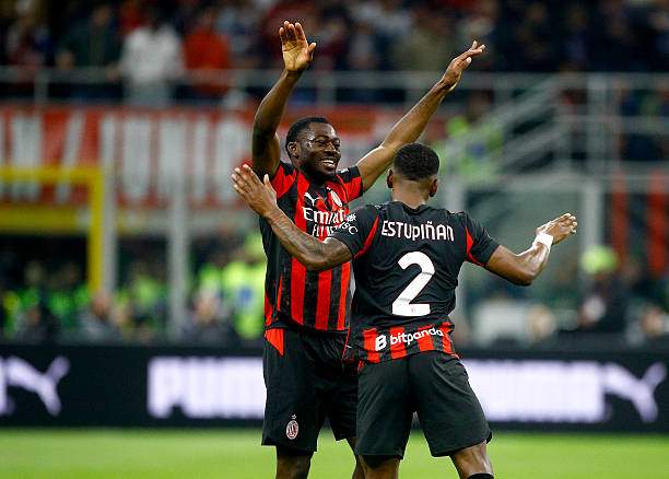 Estupinan mang về bàn mở tỷ số quý giá cho AC Milan
