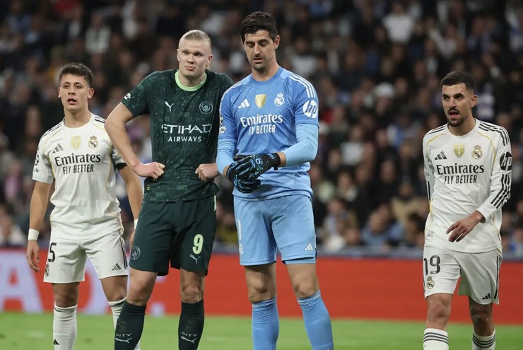 Real Madrid gặp chướng ngại Man City đầy khó chịu