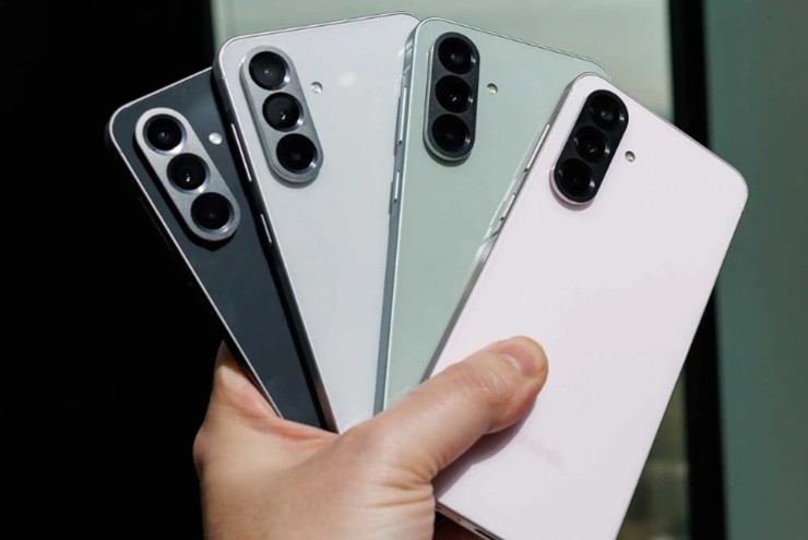 Samsung để lộ bộ đôi điện thoại tầm trung xứng tầm “ông vua phân khúc”