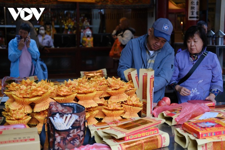 Ngôi miếu hơn ba thế kỷ ở Đài Loan với lễ rước kiệu và pháo nổ vang trời - 15