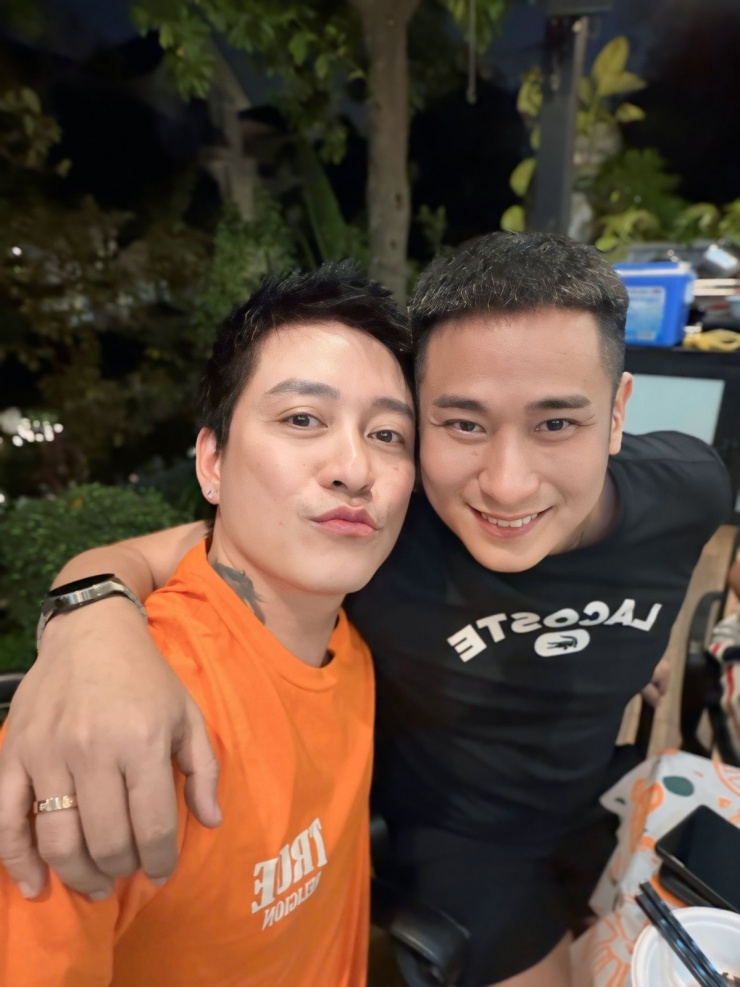 Ảnh sao 10/3: Cường Seven - Vũ Ngọc Anh khoe body 'khét lẹt' - 8